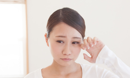 眼瞼下垂手術後の左右差について (1)